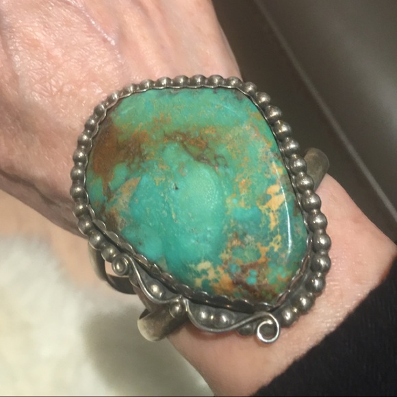 Jewelry - 1970 Navajo Nevada Green Turquoise Cuff